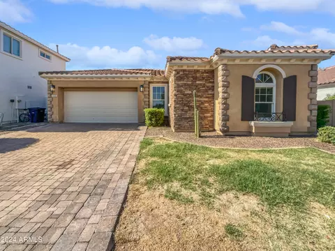 2436 E Balsam Dr, Chandler, AZ 85286
