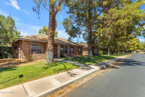 828 E Lexington Ave, Gilbert, AZ 85234 photo 11