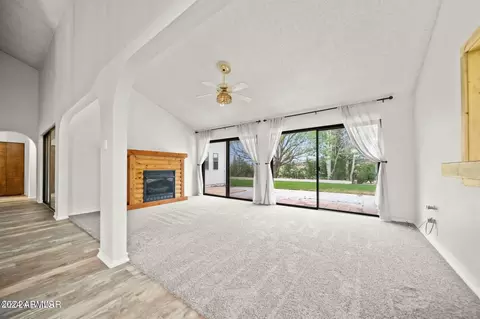 Living - 1751 E 2nd St, Springerville, AZ 85938 photo 4 of 6