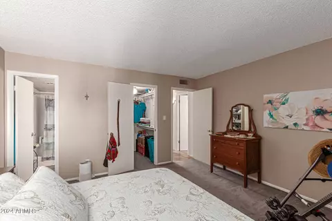 4201 E Camelback Rd #36, Phoenix, AZ 85018 photo 20