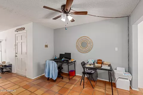 4201 E Camelback Rd #36, Phoenix, AZ 85018 photo 11