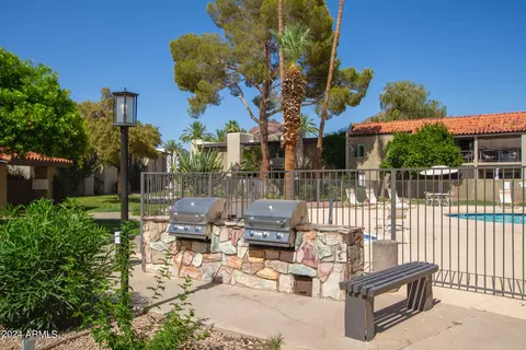 4201 E Camelback Rd #36, Phoenix, AZ 85018 photo 28