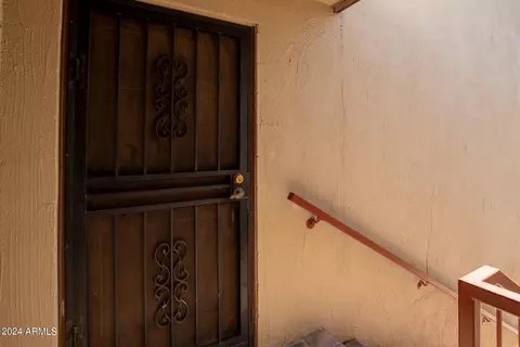 4201 E Camelback Rd #36, Phoenix, AZ 85018 photo 2