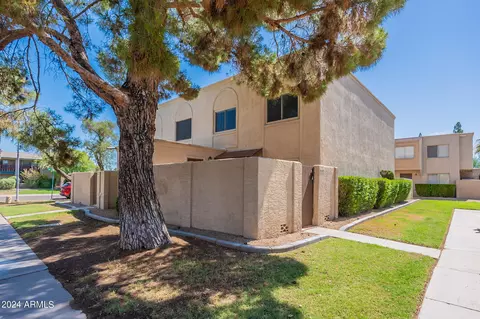 8103 E Glenrosa Ave, Scottsdale, AZ 85251