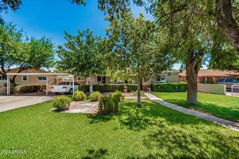 4521 W Mitchell Dr, Phoenix, AZ 85031 photo 2