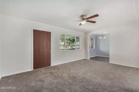 4521 W Mitchell Dr, Phoenix, AZ 85031 photo 9