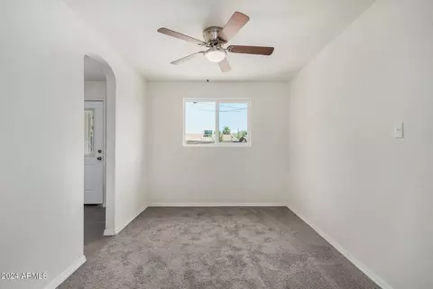 4521 W Mitchell Dr, Phoenix, AZ 85031 photo 12