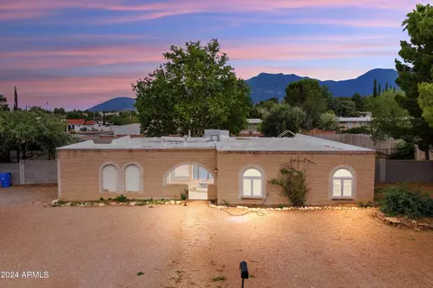 1968 Chateau Ln, Sierra Vista, AZ 85635