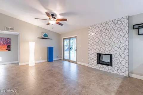 2310 E Sunnyside Dr, Phoenix, AZ 85028 photo 8