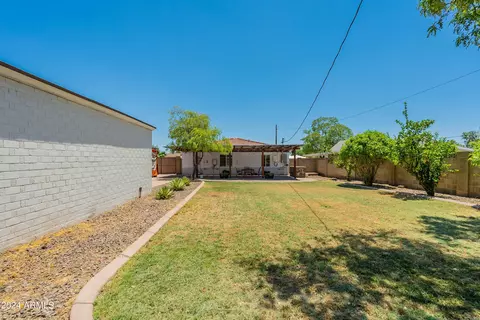 2128 W Earll Dr, Phoenix, AZ 85015 photo 47