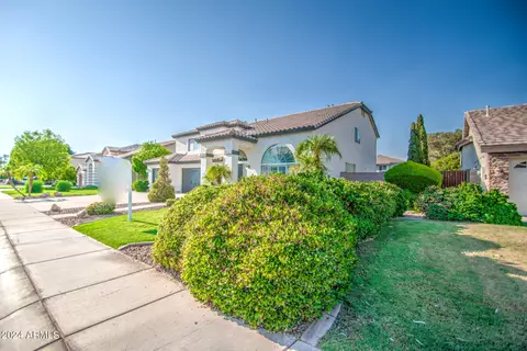 3832 E Indigo Bay Dr, Gilbert, AZ 85234 photo 3
