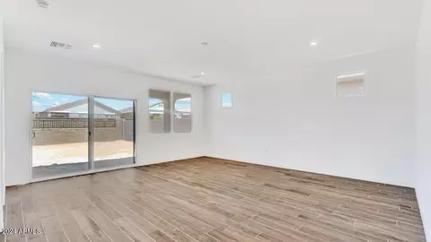2136 W Spaulding Ave, Apache Junction, AZ 85120 photo 9