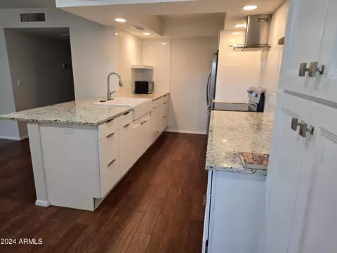 13247 N 3rd Way, Phoenix, AZ 85022 photo 5