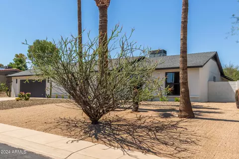 2438 E North Ln, Phoenix, AZ 85028 photo 4