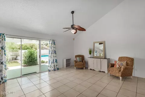 4241 E Sheena Dr, Phoenix, AZ 85032 photo 8