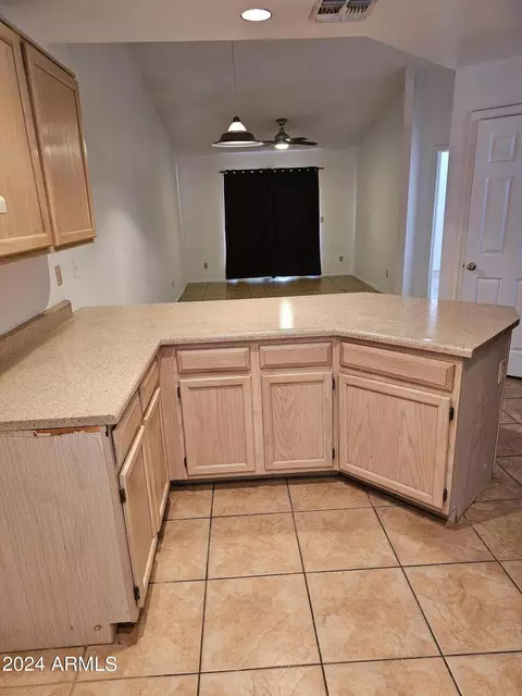 6454 E University Dr #7, Mesa, AZ 85205