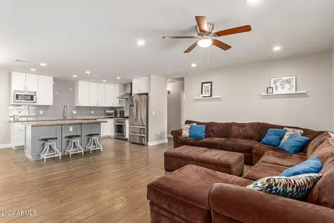 4001 E Cambridge Ave, Phoenix, AZ 85008 photo 9
