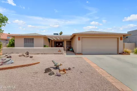 10014 E Willowcrest Ct, Sun Lakes, AZ 85248