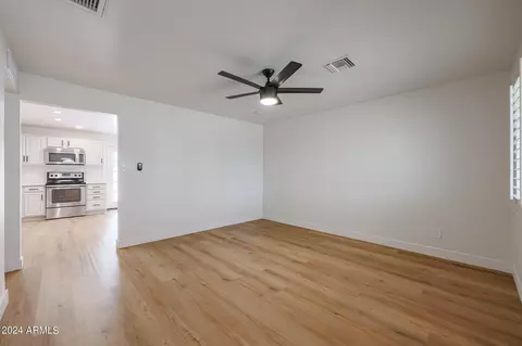 4046 E Willow Ave, Phoenix, AZ 85032 photo 6