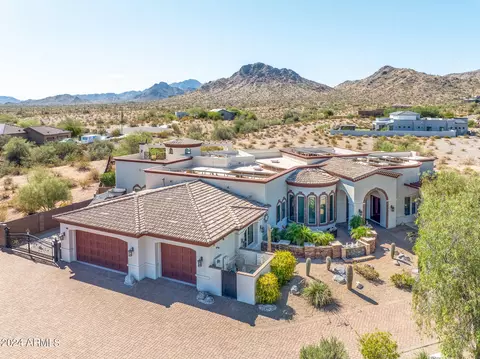 9233 S Krista Dr E, Goodyear, AZ 85338