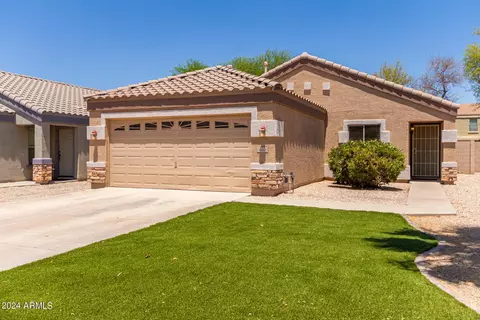 39205 N Cali Cir, San Tan Valley, AZ 85140