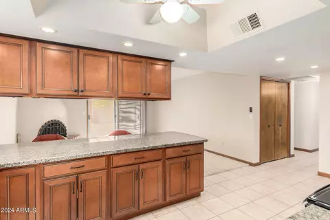 4202 E Pearce Rd, Phoenix, AZ 85044 photo 16