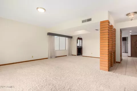 4202 E Pearce Rd, Phoenix, AZ 85044 photo 7