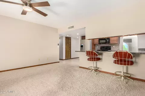 4202 E Pearce Rd, Phoenix, AZ 85044 photo 12
