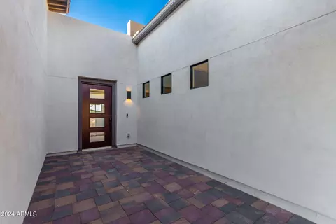 824 E Corral Rd, Phoenix, AZ 85042 photo 15