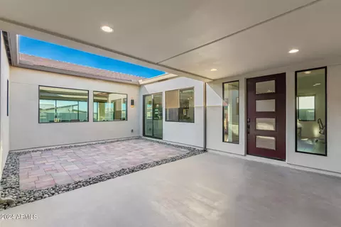 824 E Corral Rd, Phoenix, AZ 85042 photo 16
