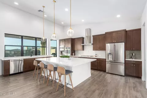 824 E Corral Rd, Phoenix, AZ 85042 photo 5