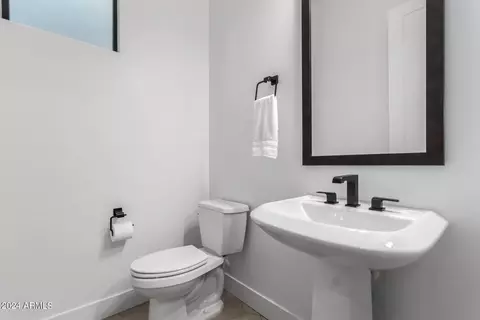 824 E Corral Rd, Phoenix, AZ 85042 photo 29
