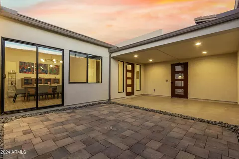 824 E Corral Rd, Phoenix, AZ 85042 photo 10