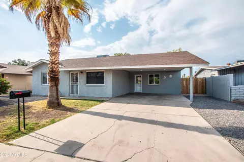 6414 W Lamar Rd W, Glendale, AZ 85301