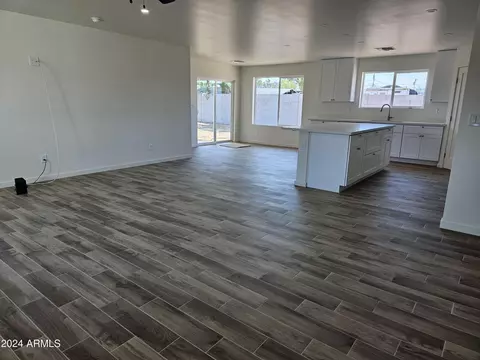 2360 E Larkspur Dr, Phoenix, AZ 85032 photo 5