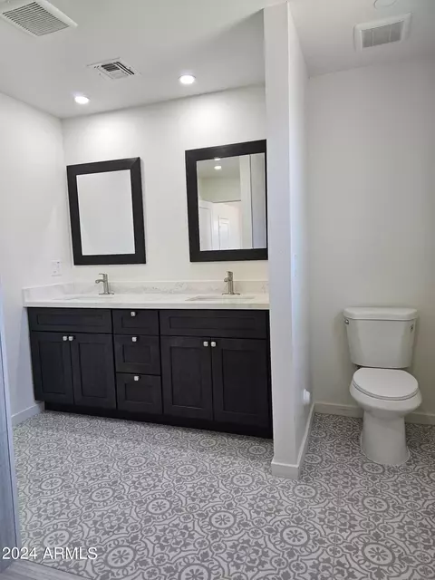 2360 E Larkspur Dr, Phoenix, AZ 85032 photo 9