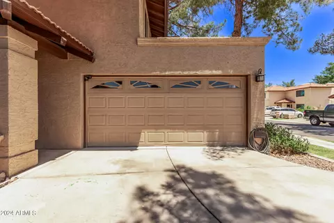 320 E Breckenridge Way, Gilbert, AZ 85234 photo 3