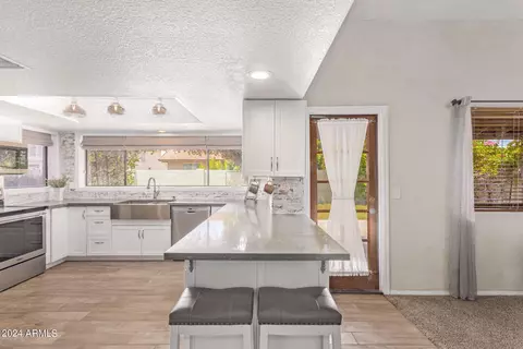 320 E Breckenridge Way, Gilbert, AZ 85234 photo 14
