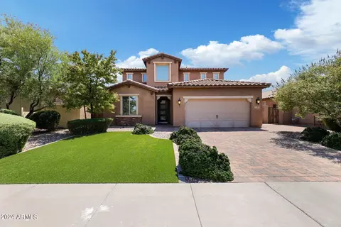 5781 S Hemet St, Gilbert, AZ 85298