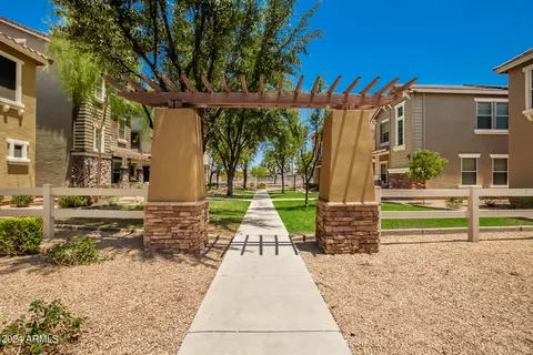 106 W Commerce Ct, Gilbert, AZ 85233 photo 25