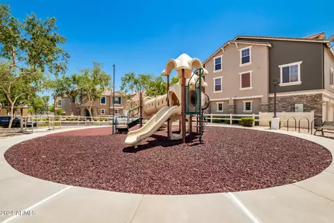 106 W Commerce Ct, Gilbert, AZ 85233 photo 24