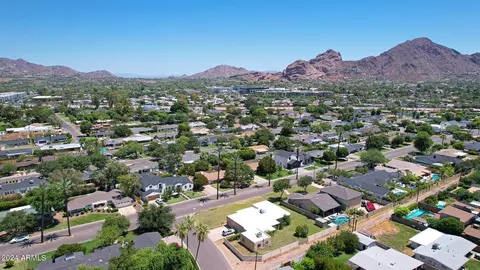 4035 E Hazelwood St, Phoenix, AZ 85018 photo 23