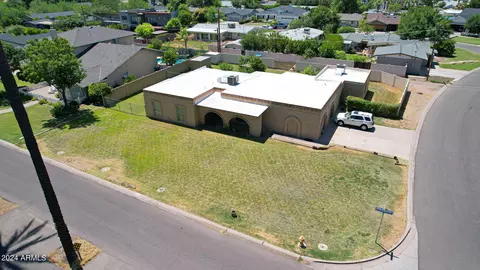 4035 E Hazelwood St, Phoenix, AZ 85018 photo 12