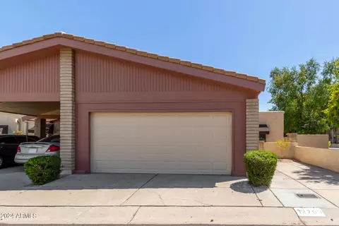2703 E Shaw Butte Dr, Phoenix, AZ 85028 photo 6