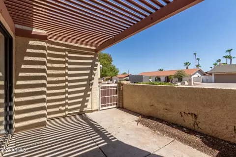 2703 E Shaw Butte Dr, Phoenix, AZ 85028 photo 32