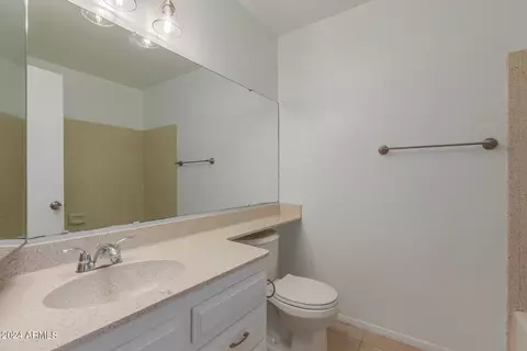 2703 E Shaw Butte Dr, Phoenix, AZ 85028 photo 27