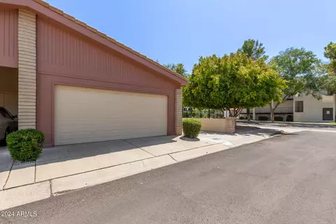 2703 E Shaw Butte Dr, Phoenix, AZ 85028 photo 36