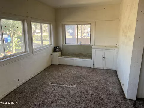 725 W Cinnabar Ave, Phoenix, AZ 85021 photo 8