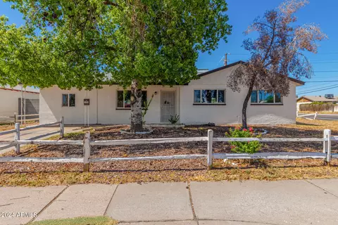 3102 W Cactus Rd, Phoenix, AZ 85029