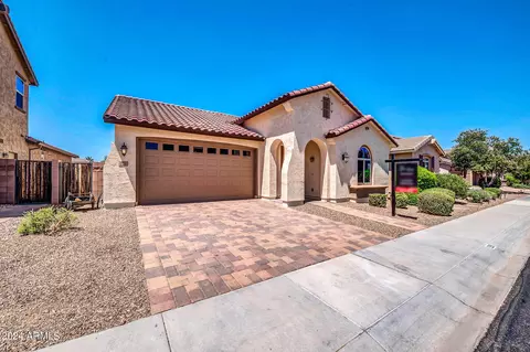 228 E Canyon Way, Chandler, AZ 85249